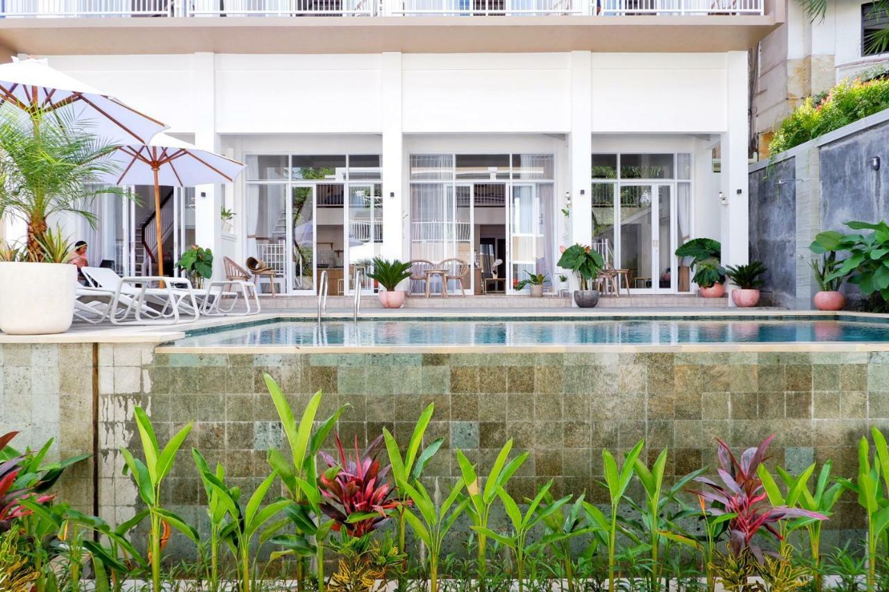 Отель The Sloth Bali Чангу Экстерьер фото