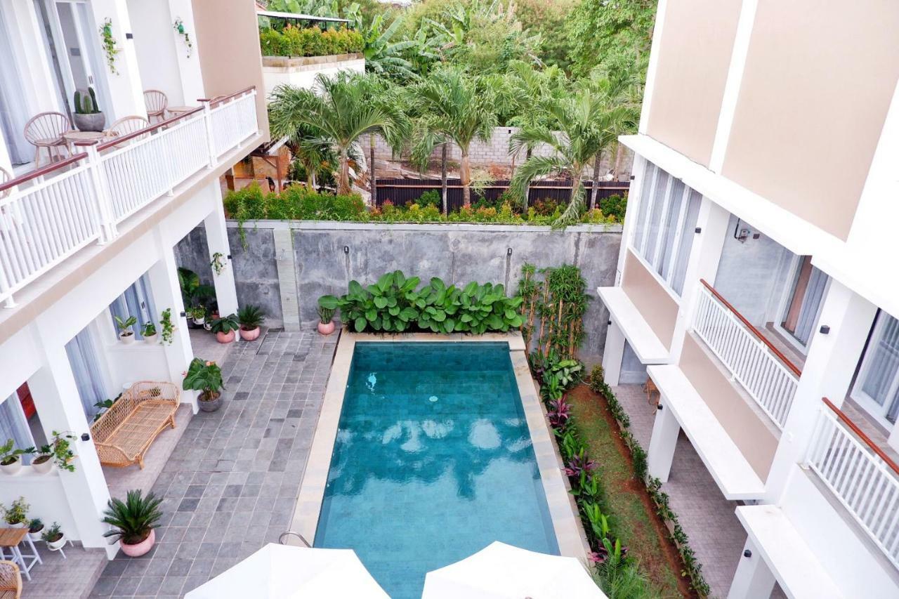 Отель The Sloth Bali Чангу Экстерьер фото