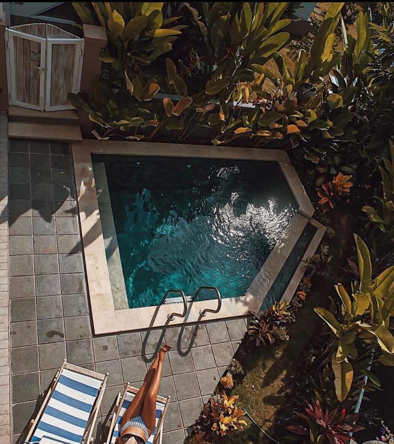 Отель The Sloth Bali Чангу Экстерьер фото